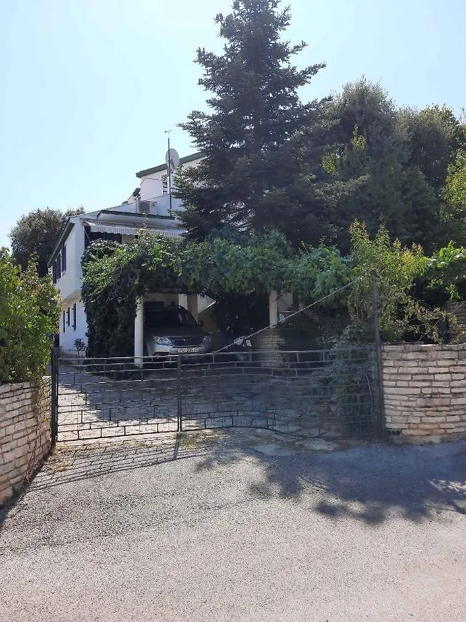 Apartment In Pula/Istrien 10835 Vintijan
